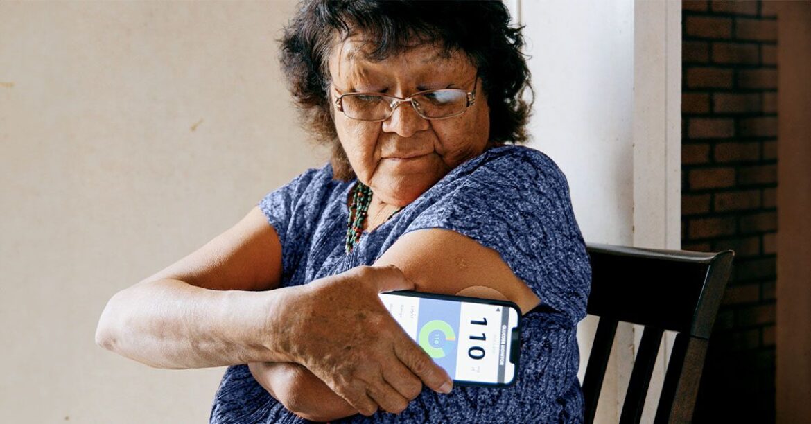 Senior woman diabetes monitor 1200 628 facebook